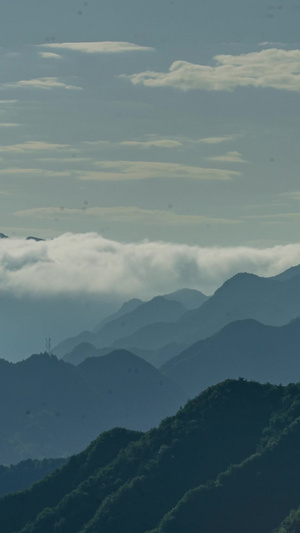 延时秦岭山自然风景蓝天白云10秒视频