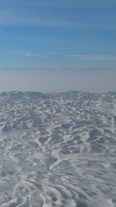 航拍新疆冬季雪原公路高速公路视频