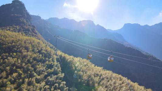 4K航拍武功山5A风景区索道视频