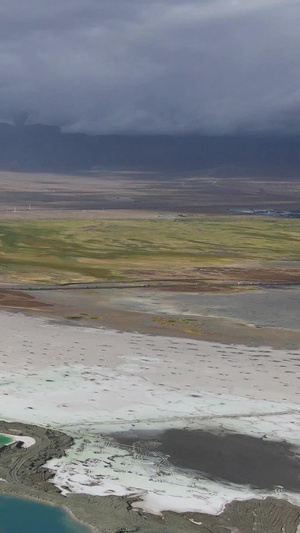 航拍大柴旦翡翠湖自然景观42秒视频