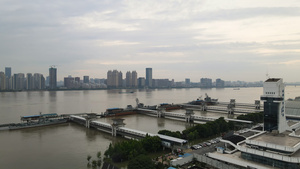 航拍长江中下游汛期防汛最大洪峰过境后被水淹没的港口码头防汛素材54秒视频