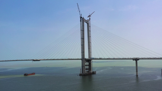 在建设中的深中通道跨海大桥视频