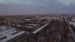 俄罗斯寒冬清晨在圣彼得斯堡上空飞行6秒视频