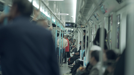 4k地铁城市轨道交通出行空镜视频