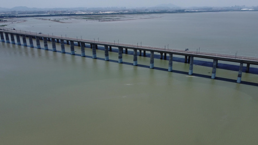 航拍泉州跨海大桥海边风景视频