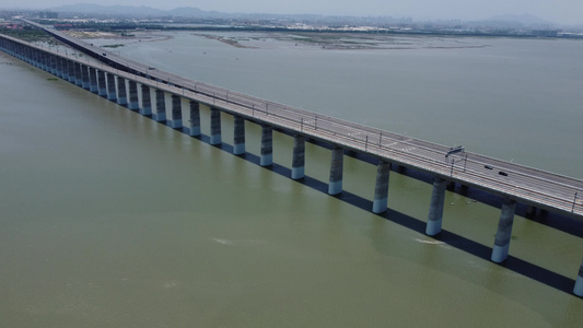 航拍泉州跨海大桥海边风景视频