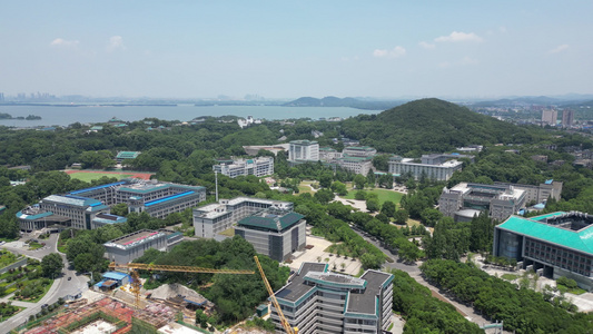 湖北武汉大学校园环境航拍视频