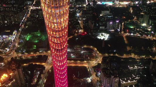 航拍中国广州塔夜景灯光秀珠江畔城市地标小蛮腰视频