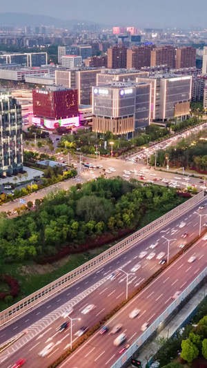 航拍南京雨花世贸夜景延时摄影9秒视频