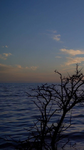 实拍夕阳红青海湖自治州视频