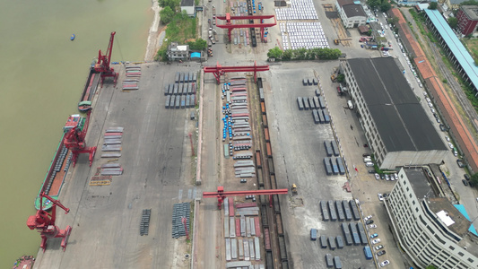 航拍港口码头集装箱货运视频