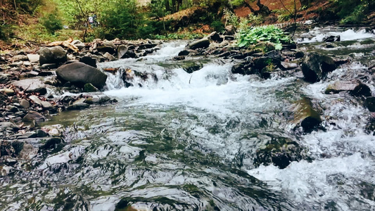 深森林水晶山河[超玩会]视频