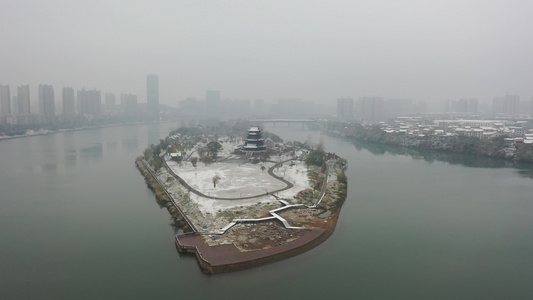 航拍衡阳东洲岛绝美雪景东洲雪景衡阳下雪了视频