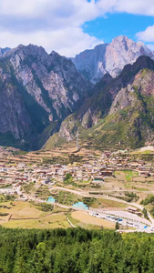 航拍高空视角甘肃扎尕那风景名胜最美乡村视频