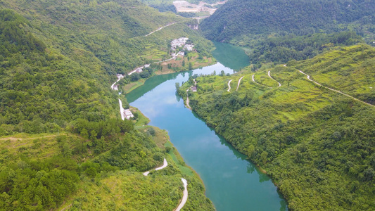 贵州美丽乡村山水风景青山绿水山路弯弯视频