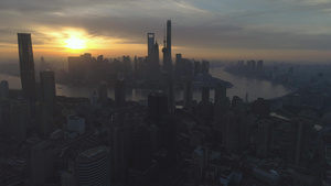 日出时的上海城市风景21秒视频