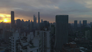 上海高层建筑群落日天际线33秒视频
