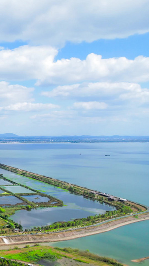 航拍大型水产养殖基地新农村建设27秒视频