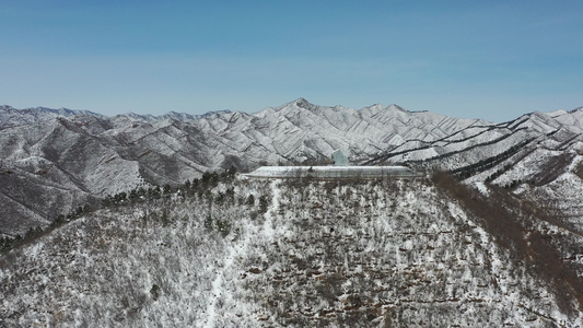 航拍县城雪后雪景视频