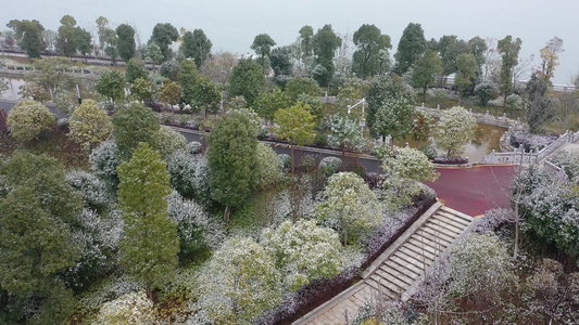 航拍衡阳冬季城市下雪美景南方下雪视频