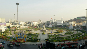 4K无人机航拍泰国曼谷城市中心广场20秒视频
