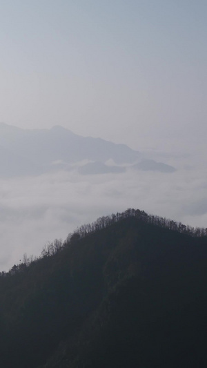 大山雨后日出云海航拍67秒视频