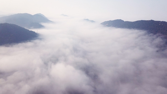 穿越云层看万千大山4k视频