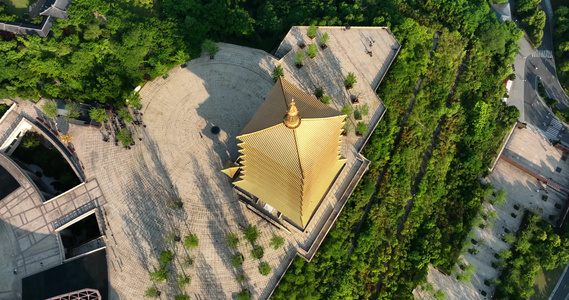 航拍南京地标建筑牛首山风景区视频