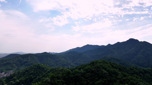 航拍晨曦中的西湖名胜风景区西湖群山视频