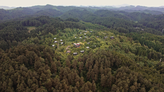 4k航拍森林公园露营基地视频