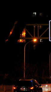 红绿灯夜间红绿灯路口车流城市夜晚路口武汉环线芳草路视频