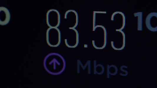 互联网速度测量。互联网连接测试。互联网连接速度慢视频