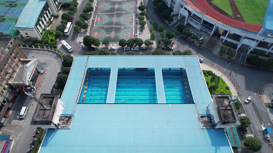 桂林游泳馆视频