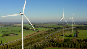 田野中的风力涡轮机荷兰瓦登堡21秒视频