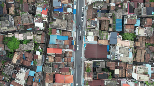 城市老城区街景道路航拍视频