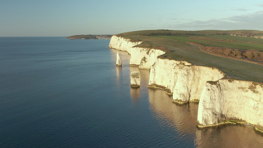 英国多塞特郡白色峭壁和英吉利海峡视频