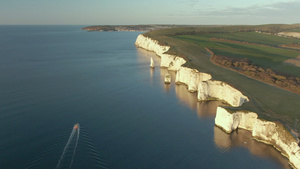 英国多塞特郡白色峭壁和英吉利海峡30秒视频