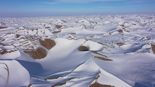 沙漠雪景视频