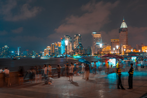 8K上海外滩夜景人流延时9秒视频