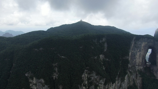 湖南张家界天门山5A景区航拍[天都峰]视频