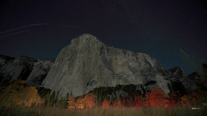 El Capitan 夜间攀登7秒视频