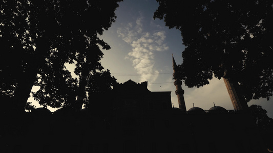 尼耶清真寺是日出日落时托曼文化最伟大的纪念碑视频
