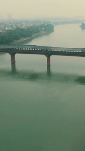 湖南衡阳东洲岛风雨桥竖屏航拍视频