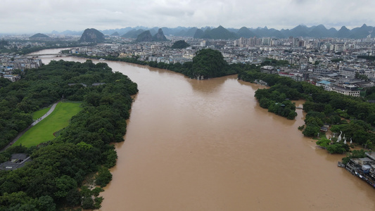 桂林夏季城市洪水洪峰视频