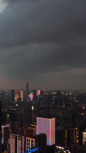 航拍城市夕阳落日晚霞天空自然天气地标建筑天际线高楼街景素材天际线素材视频