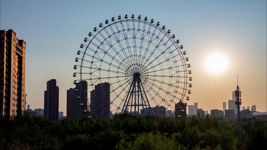 摩天轮日落夜晚夕阳夜景沈阳万泉公园视频