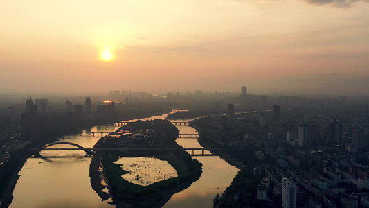 金华三江口平流雾日出城市风光航拍视频