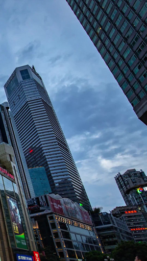 重庆解放碑中央商务CBD中心（101大厦）白转黑夜重庆特色13秒视频