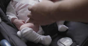 新生婴儿8秒视频