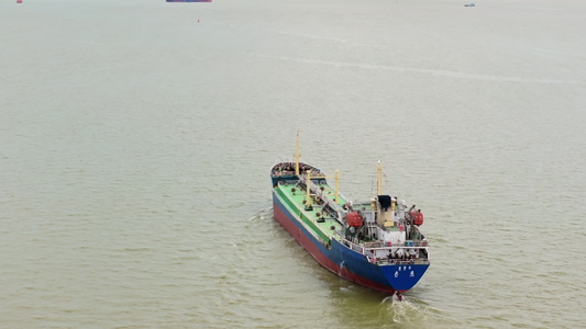 5k10bit码头国际物流运输船只湾区视频